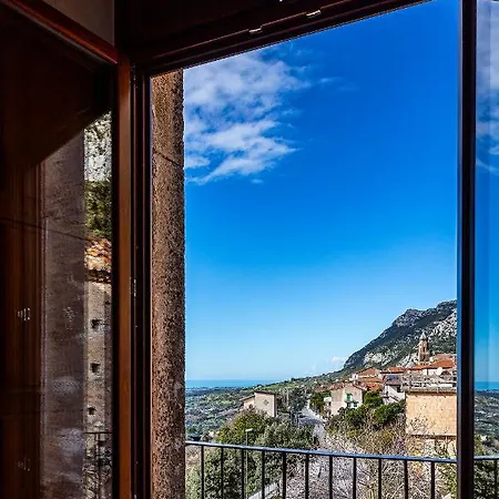 Holiday home La Dimora Del Duca Luxury Giungano